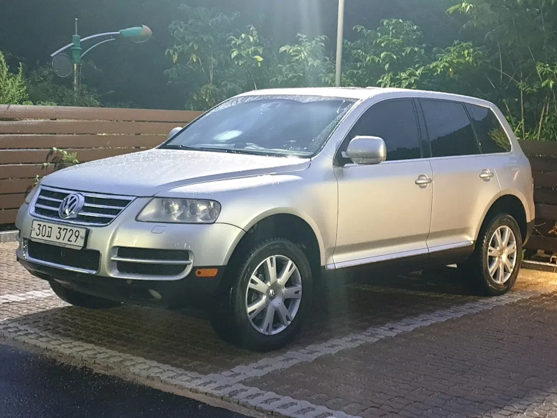 Volkswagen Touareg V8 4.2 2005 — photo 1 sur 25