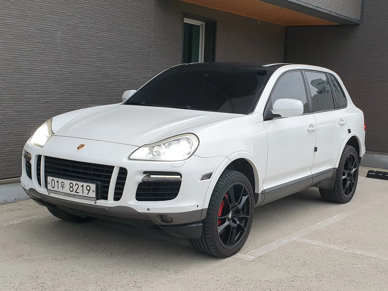 Porsche Cayenne 4.8 Turbo 2008 — photo 1 sur 26