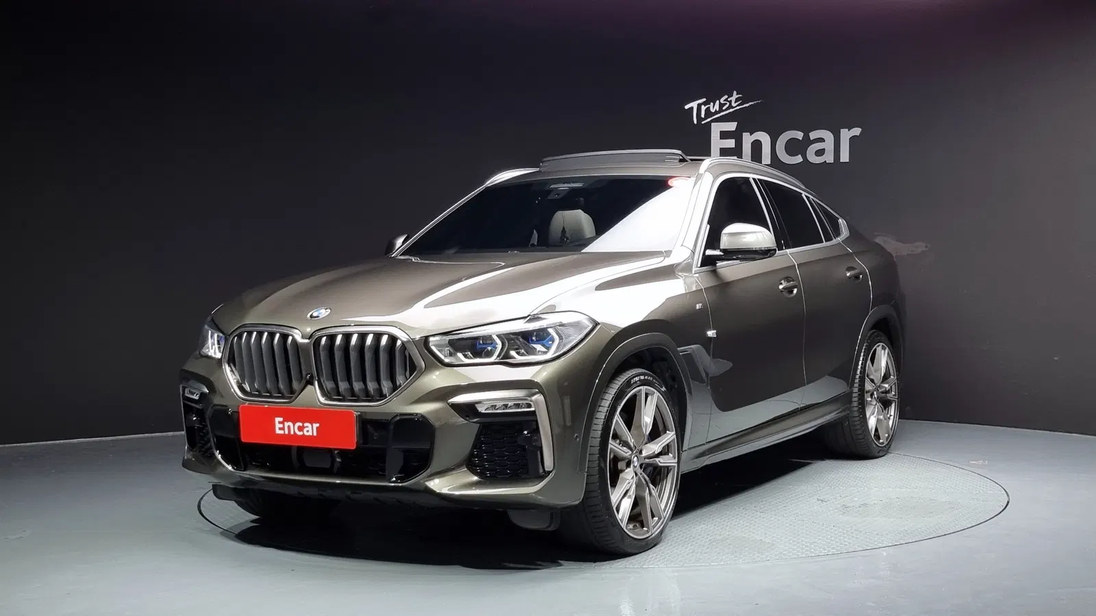 BMW X6 (G06) M50i 2021 — photo 1 sur 20