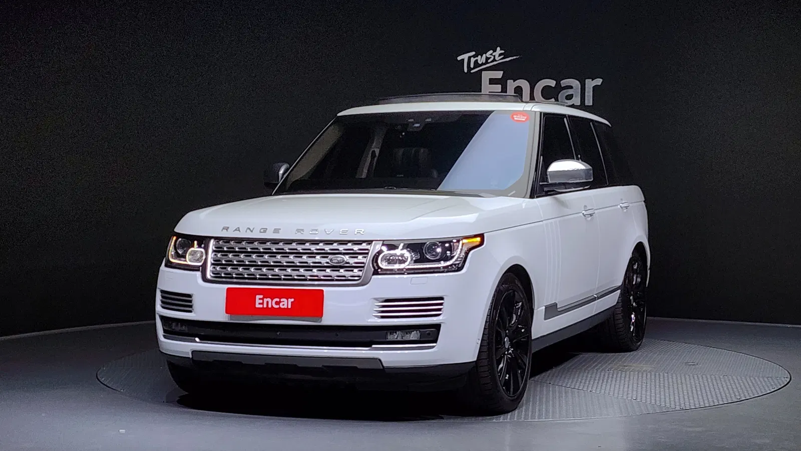 Land Rover Range Rover 4e génération 4.4 SDV8 Vogue SE Diesel 2017 — photo 1 sur 20
