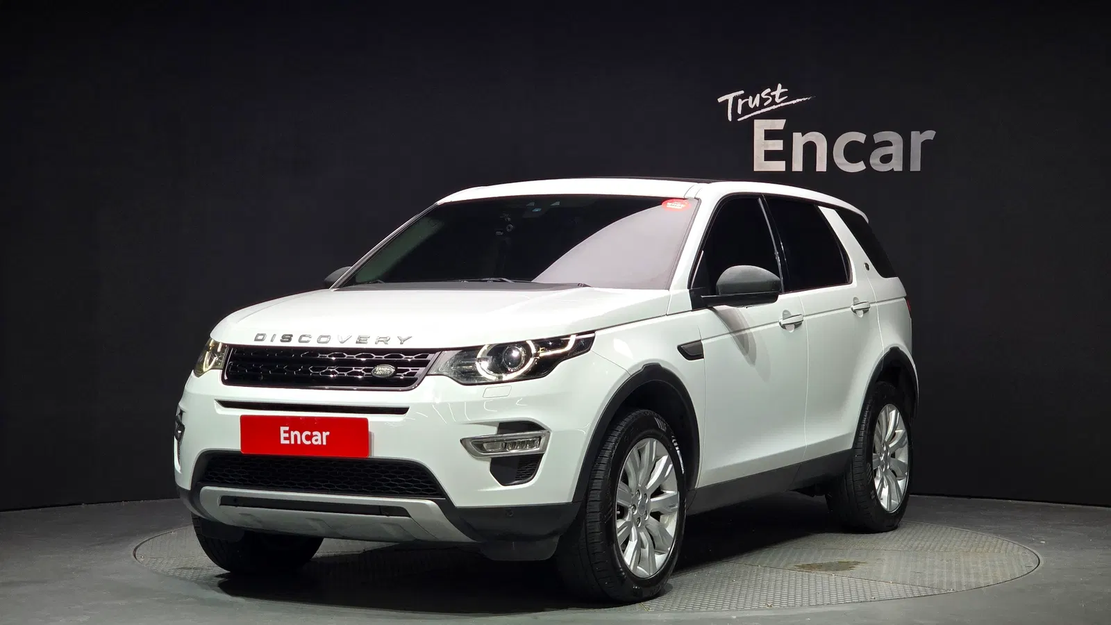 Land Rover Discovery Sport 2.0 TD4 HSE Luxury 2016 — photo 1 sur 20
