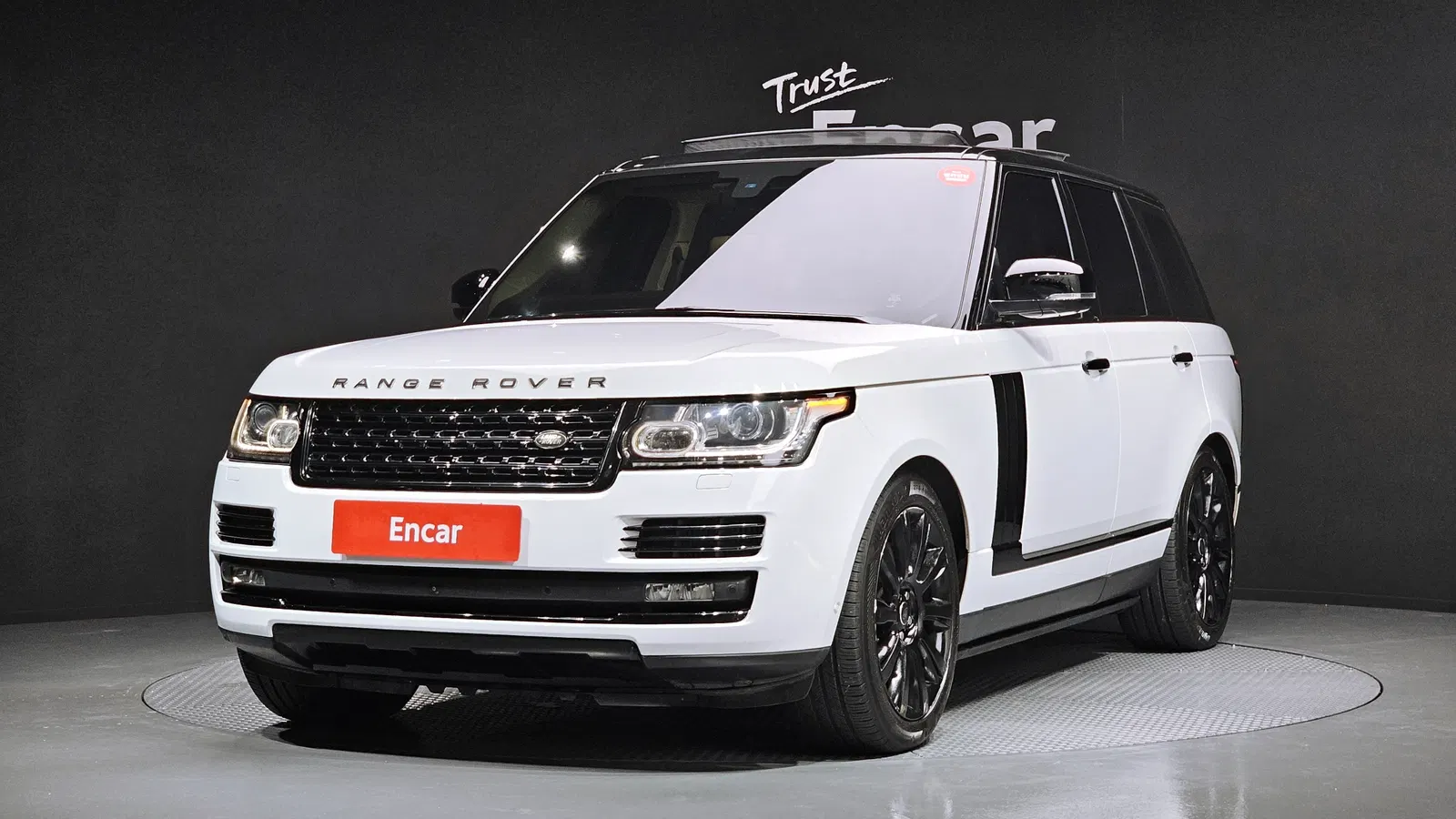 Land Rover Range Rover 4e génération 4.4 SDV8 Vogue SE Diesel 2016 — photo 1 sur 26