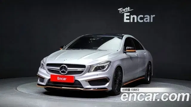 Mercedes-AMG CLA CLA45 4MATIC (C117) 2015 — photo 1 sur 26