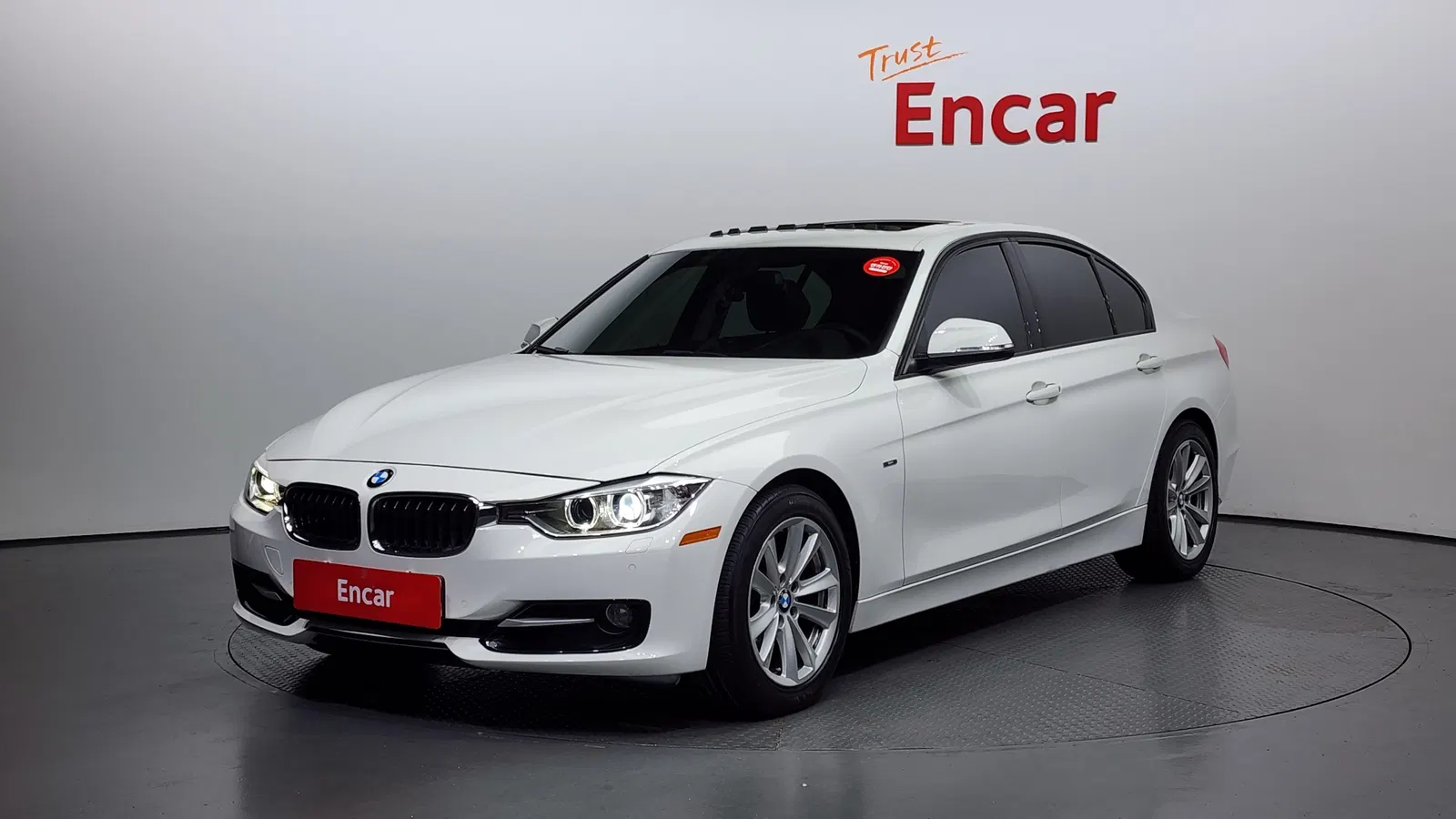 BMW Série 3 (F30) 320i Sport 2012 — photo 1 sur 20