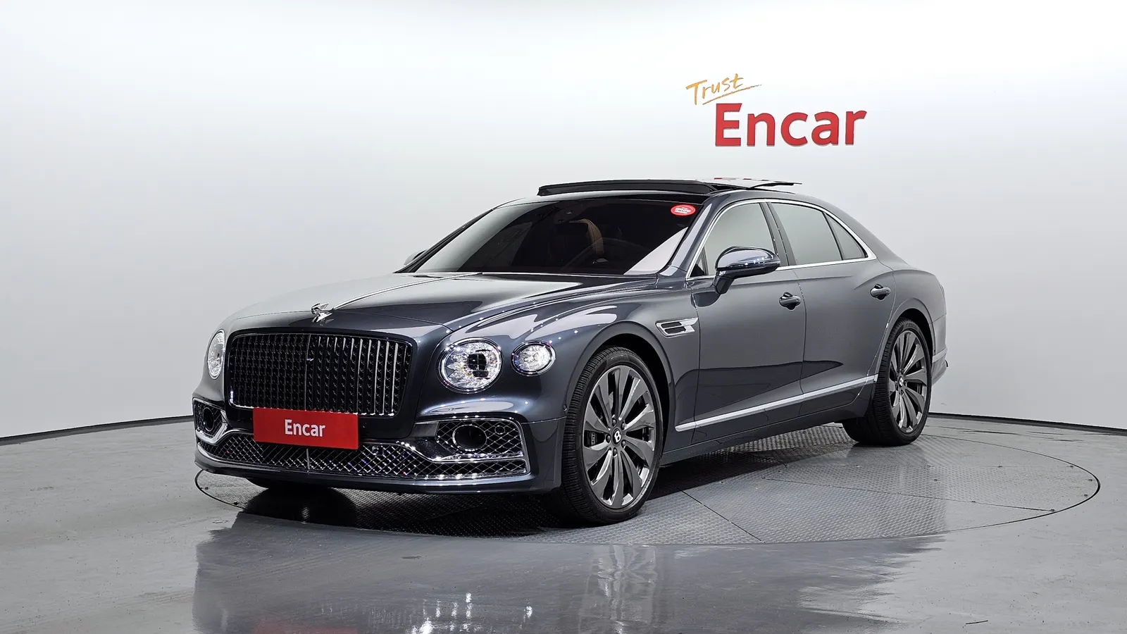 Bentley Flying Spur 3e génération 4.0 2021 — photo 1 sur 20
