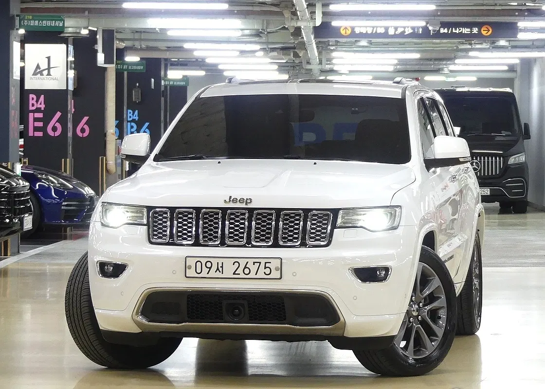 Jeep Grand Cherokee 3.0 Diesel Overland 2017 — photo 1 sur 26