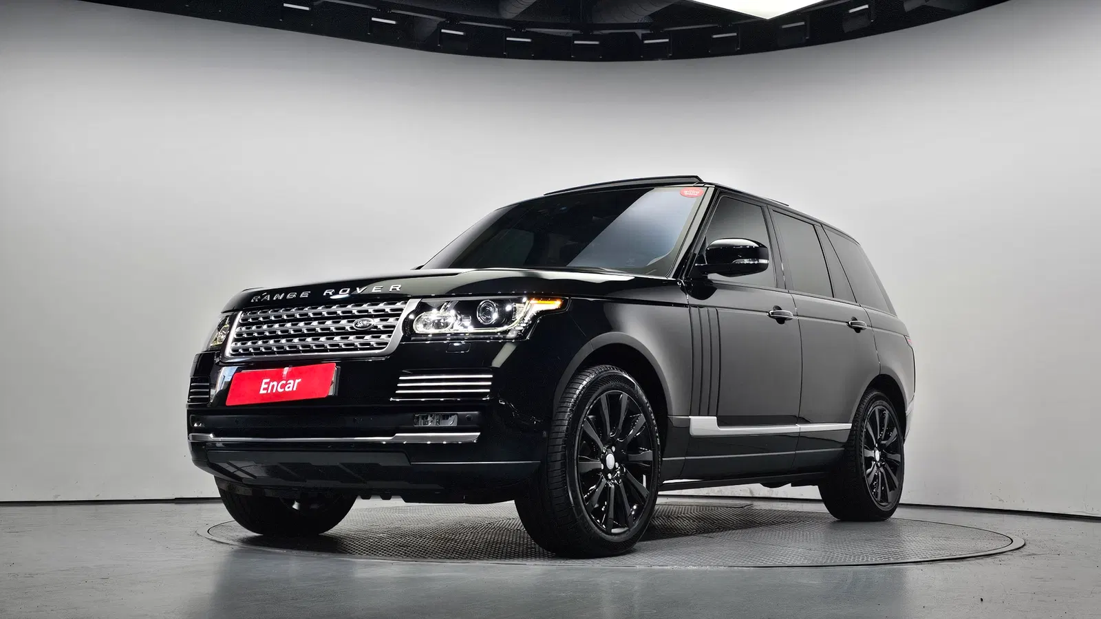Land Rover Range Rover 4e génération 4.4 SDV8 Vogue SE Diesel 2017 — photo 1 sur 20