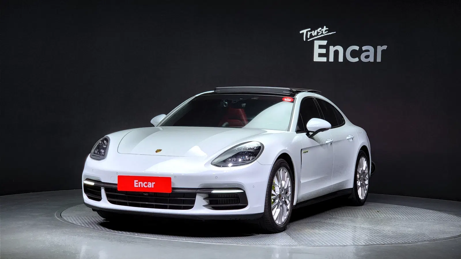 Porsche Panamera (971) 2.9 AWD E-Hybride 2020 — photo 1 sur 26