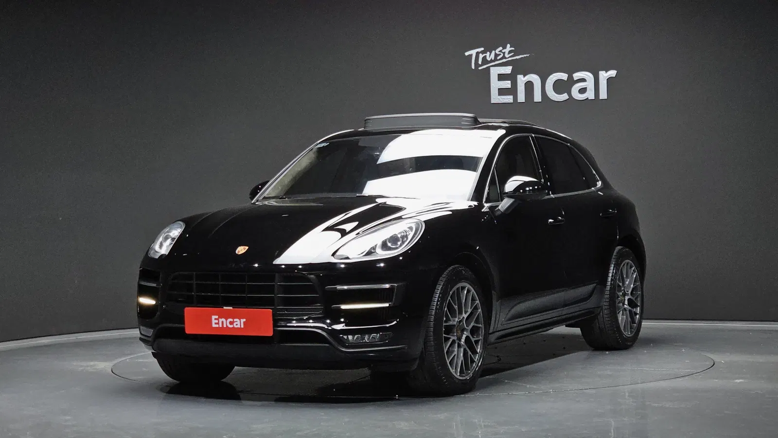 Porsche Macan 3.6 Turbo 2015 — photo 1 sur 20