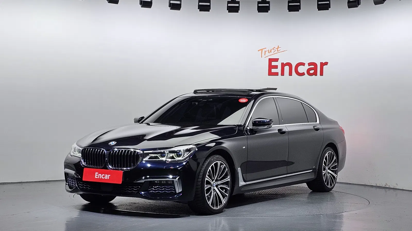 BMW Série 7 (G11) 730Ld xDrive M Sport 2017 — photo 1 sur 20