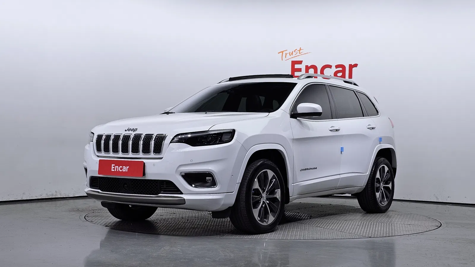Jeep Cherokee(KL) 3.2 Overland AWD 2021 — photo 1 sur 20
