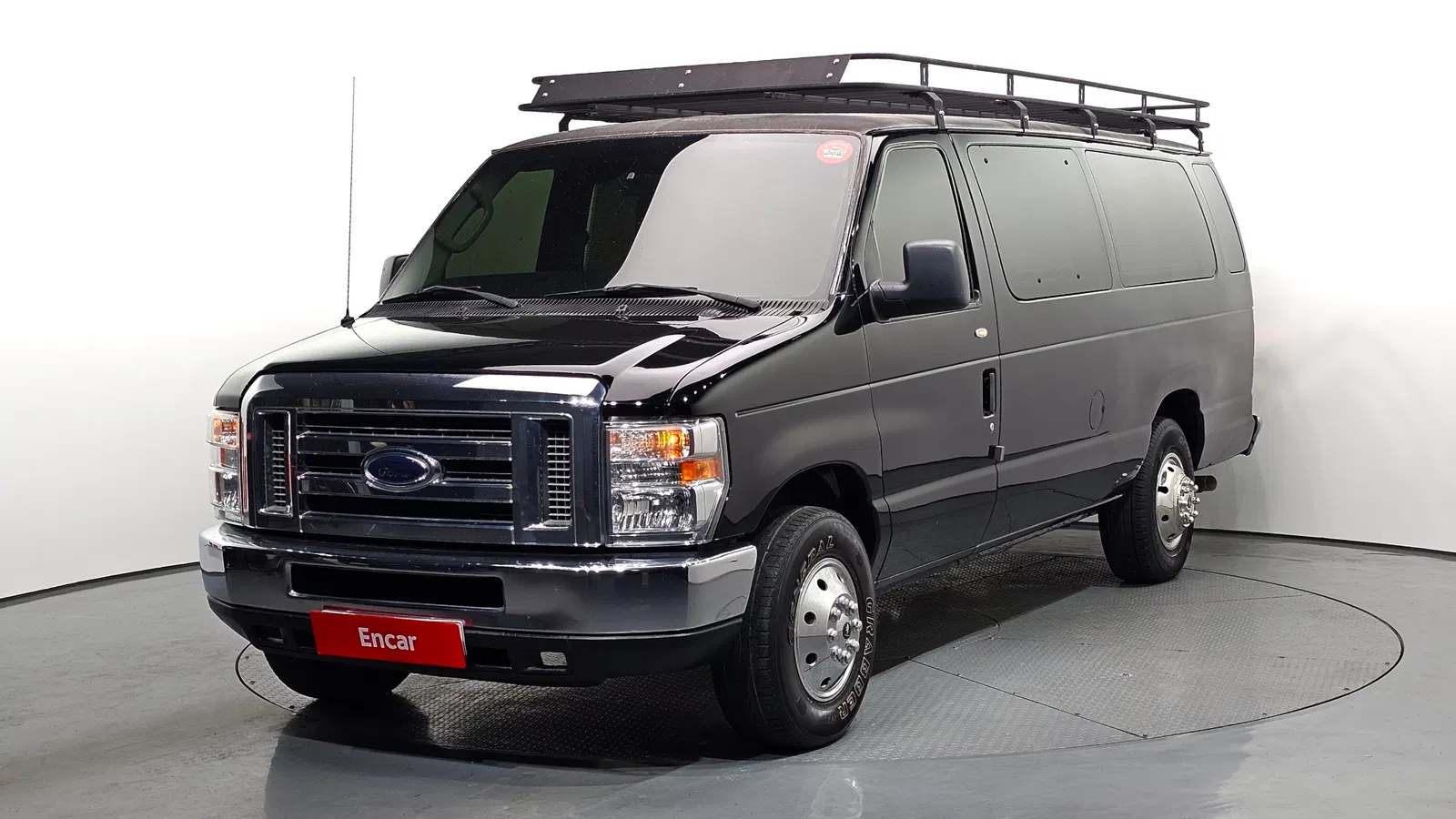 Ford E-Series E-350 2012 — photo 1 sur 20
