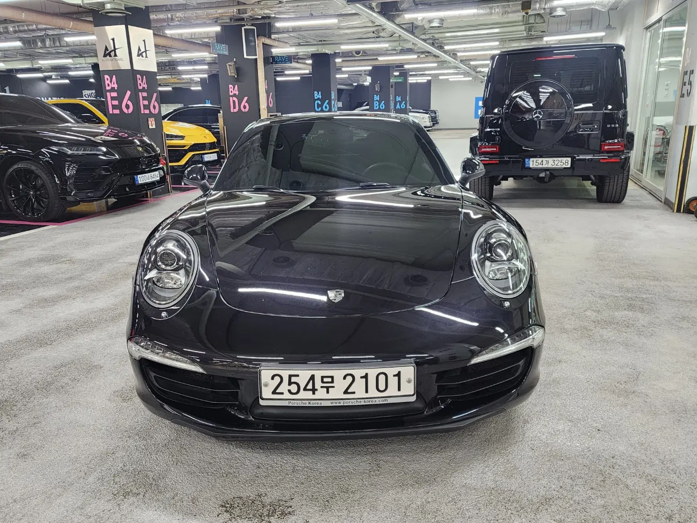 Porsche 911 Carrera 4S 2013 — photo 1 sur 25