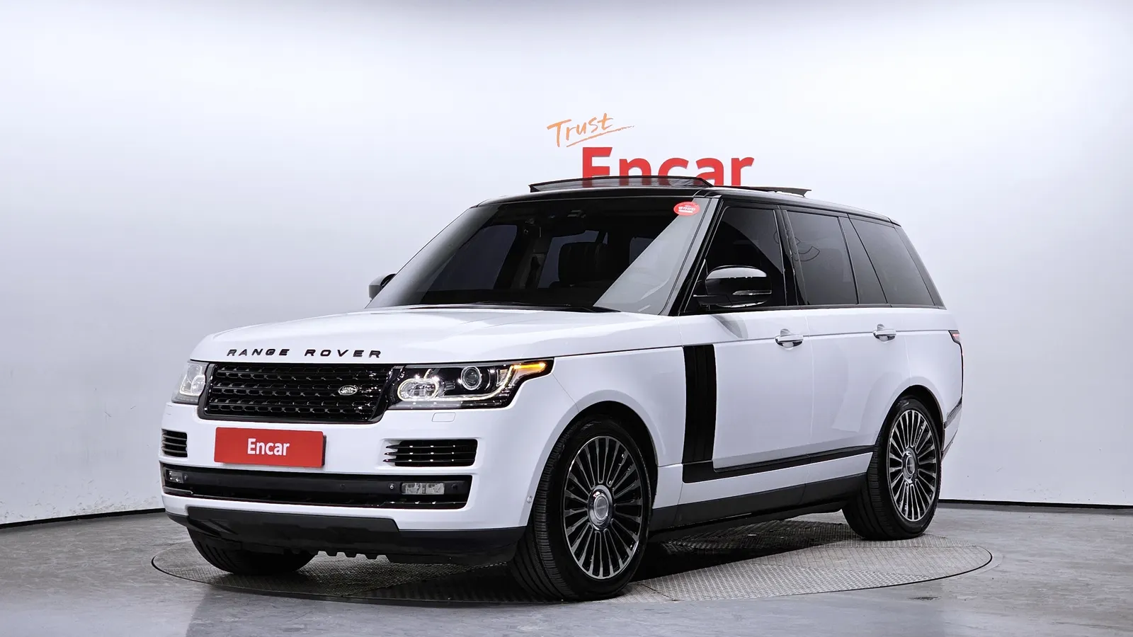 Land Rover Range Rover 4e génération 4.4 SDV8 Vogue SE Diesel 2014 — photo 1 sur 26