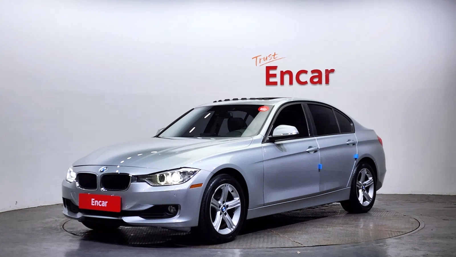 BMW Série 3 (F30) 320d 2012 — photo 1 sur 26