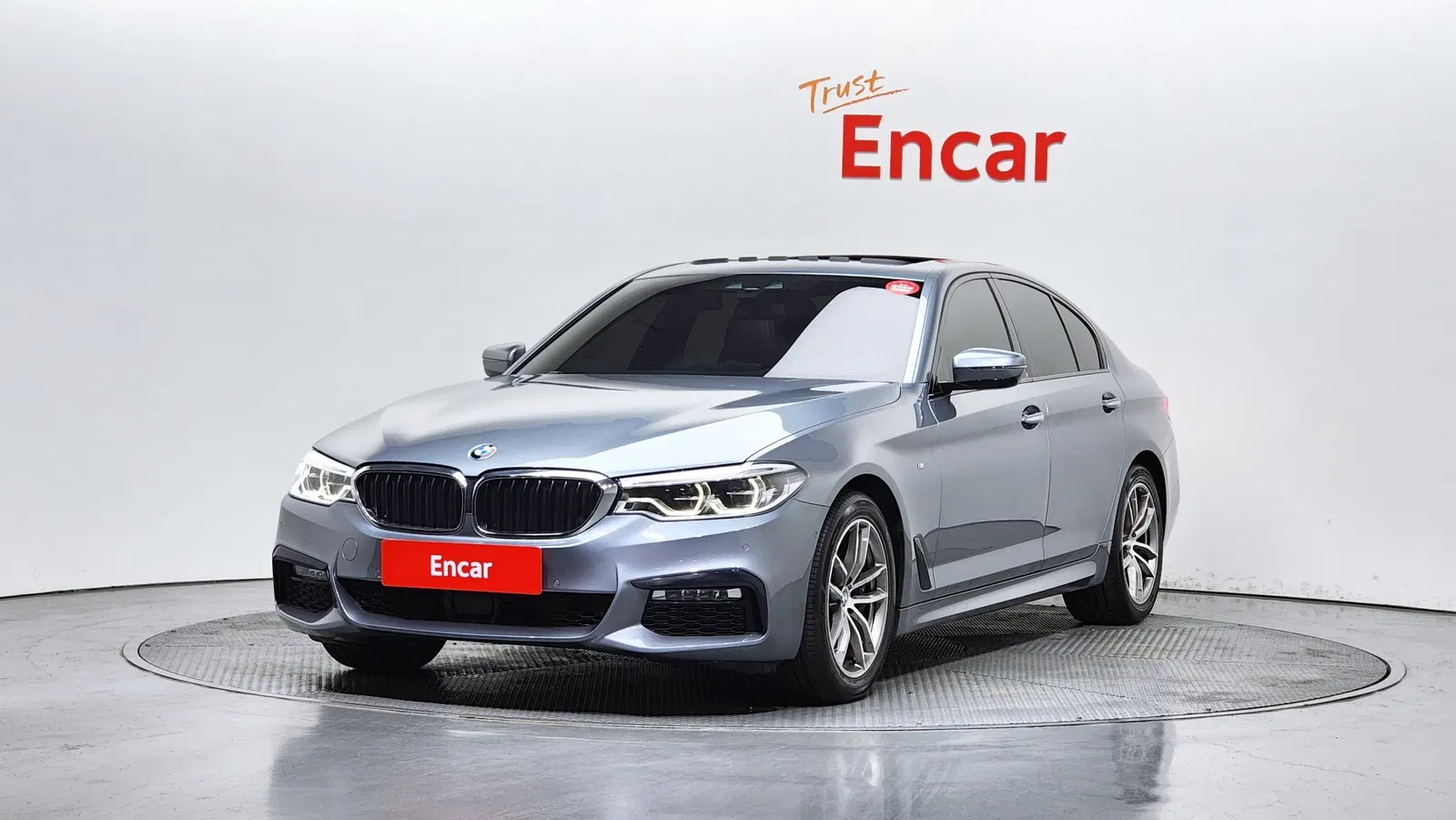 BMW Série 5 (G30) 530i M Sport 2017 — photo 1 sur 20