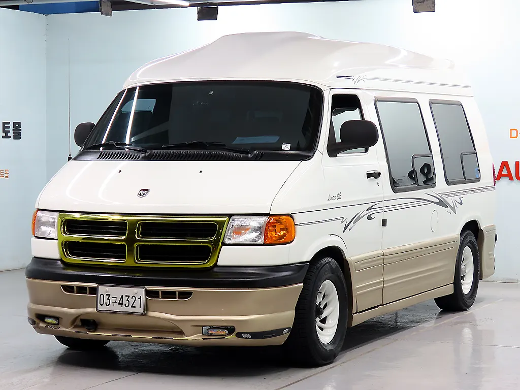 Dodge RAM Van 5.2 2002 — photo 1 sur 26