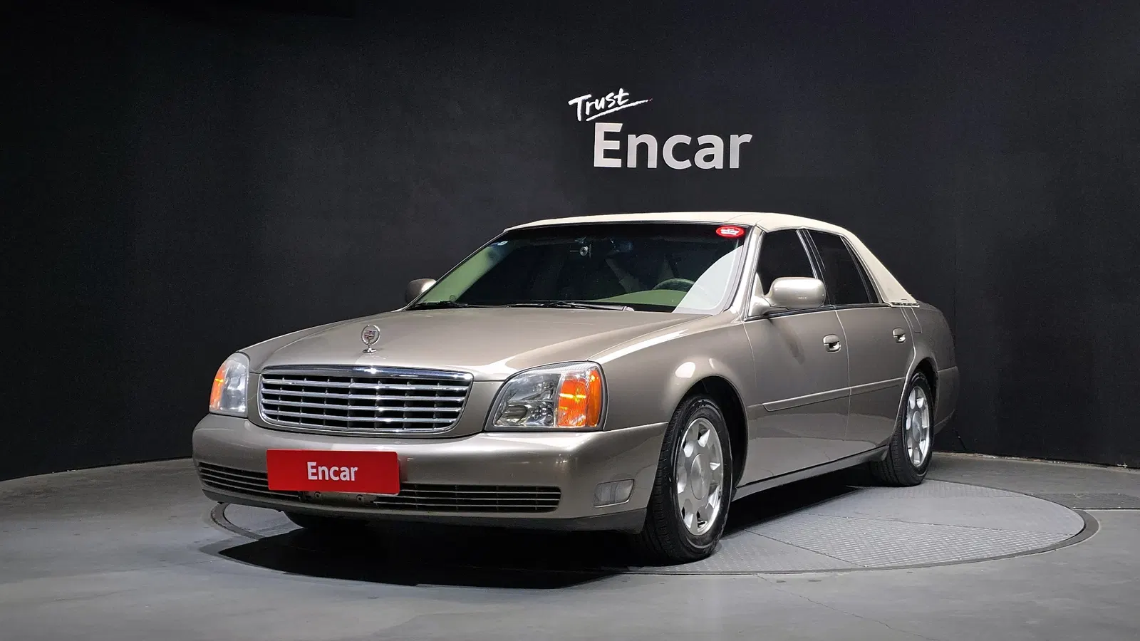 Cadillac DeVille DHS 2001 — photo 1 sur 26