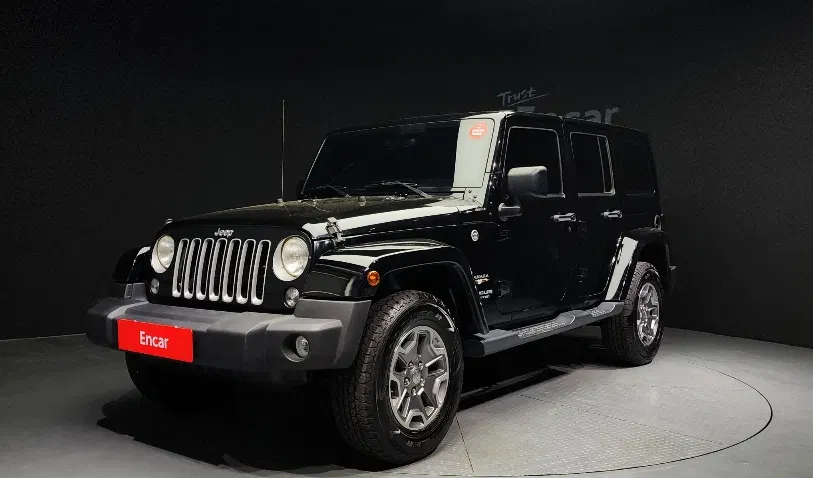 Jeep Wrangler (JK) 3.6 Sahara 4 portes 2017 — photo 1 sur 26