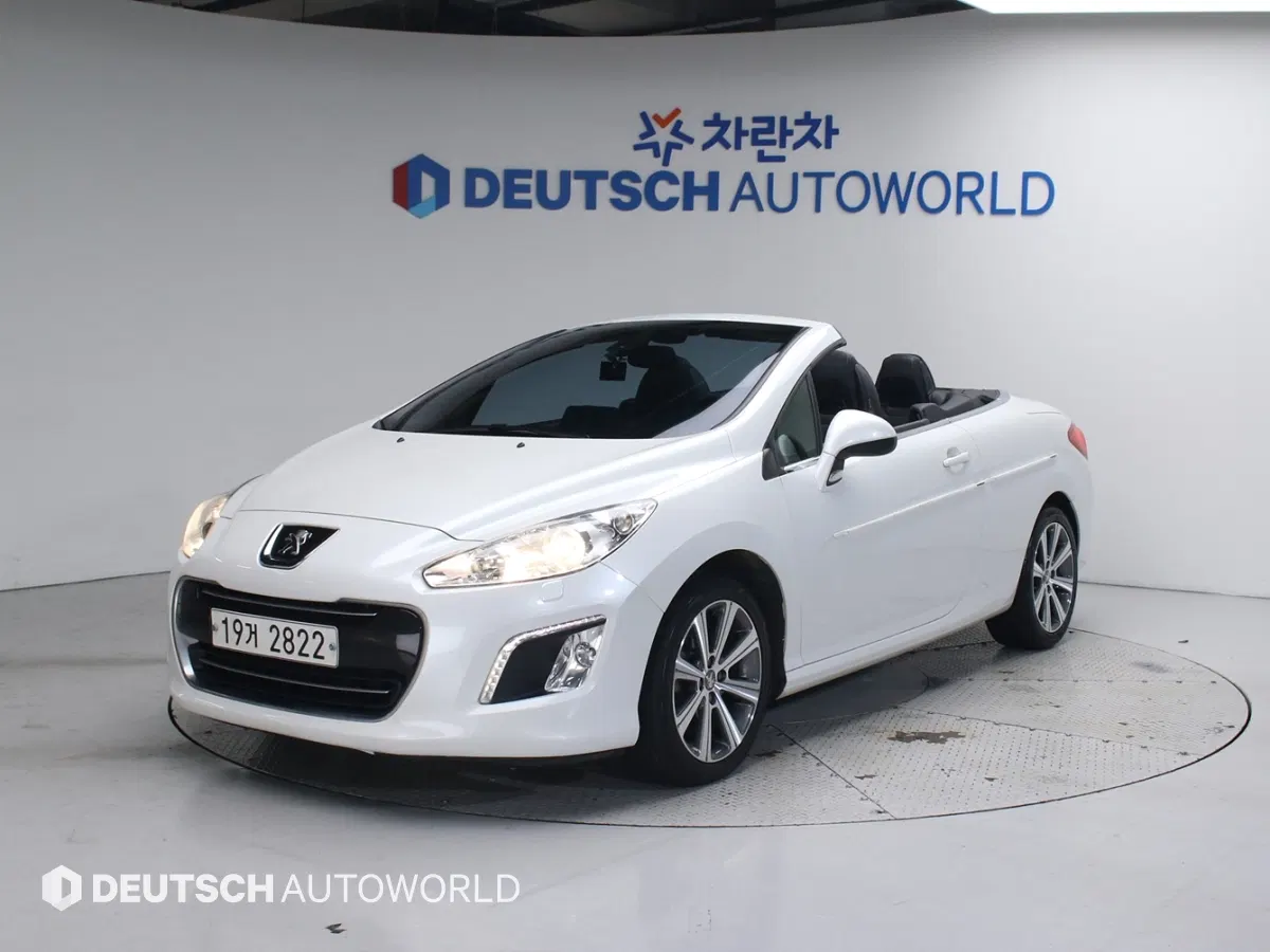Peugeot 308CC 2.0 HDi 2014 — photo 1 sur 26