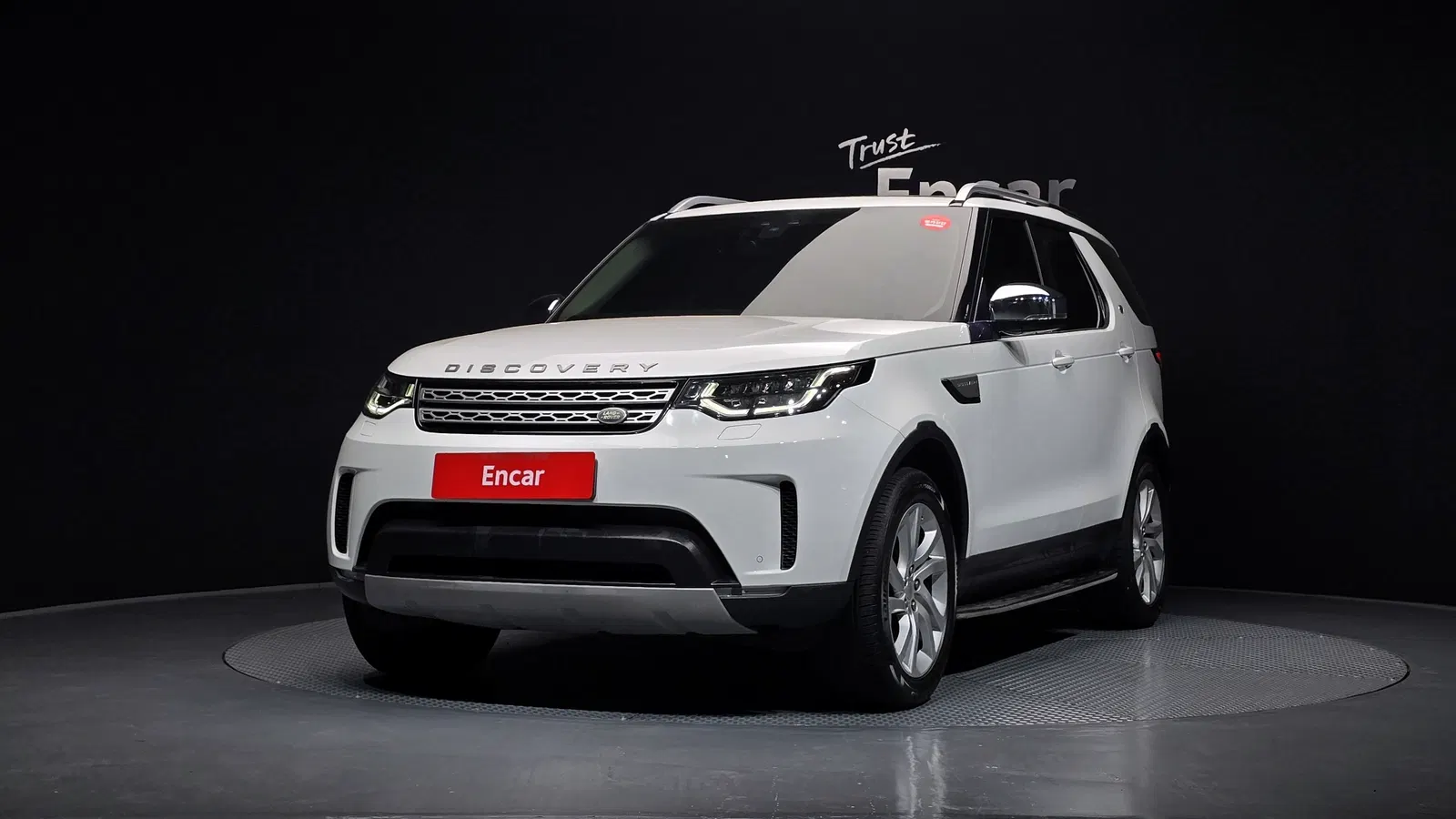 Land Rover Discovery 5 3.0 TD6 HSE 2018 — photo 1 sur 20