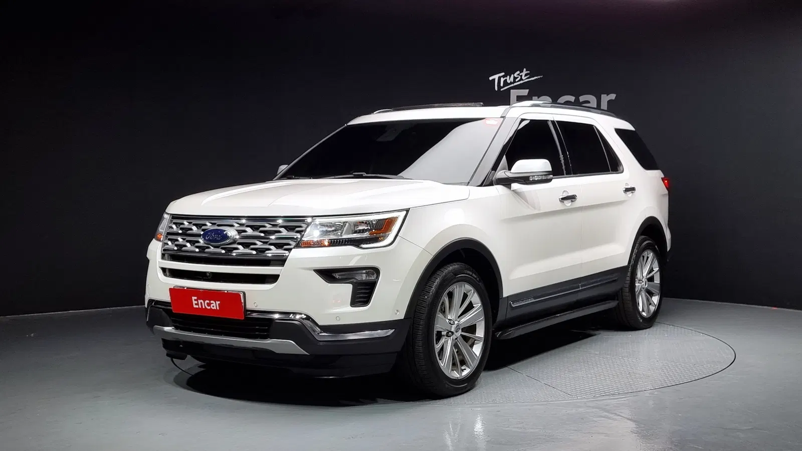 Ford Explorer 2.3 Limited 4WD 2019 — photo 1 sur 26