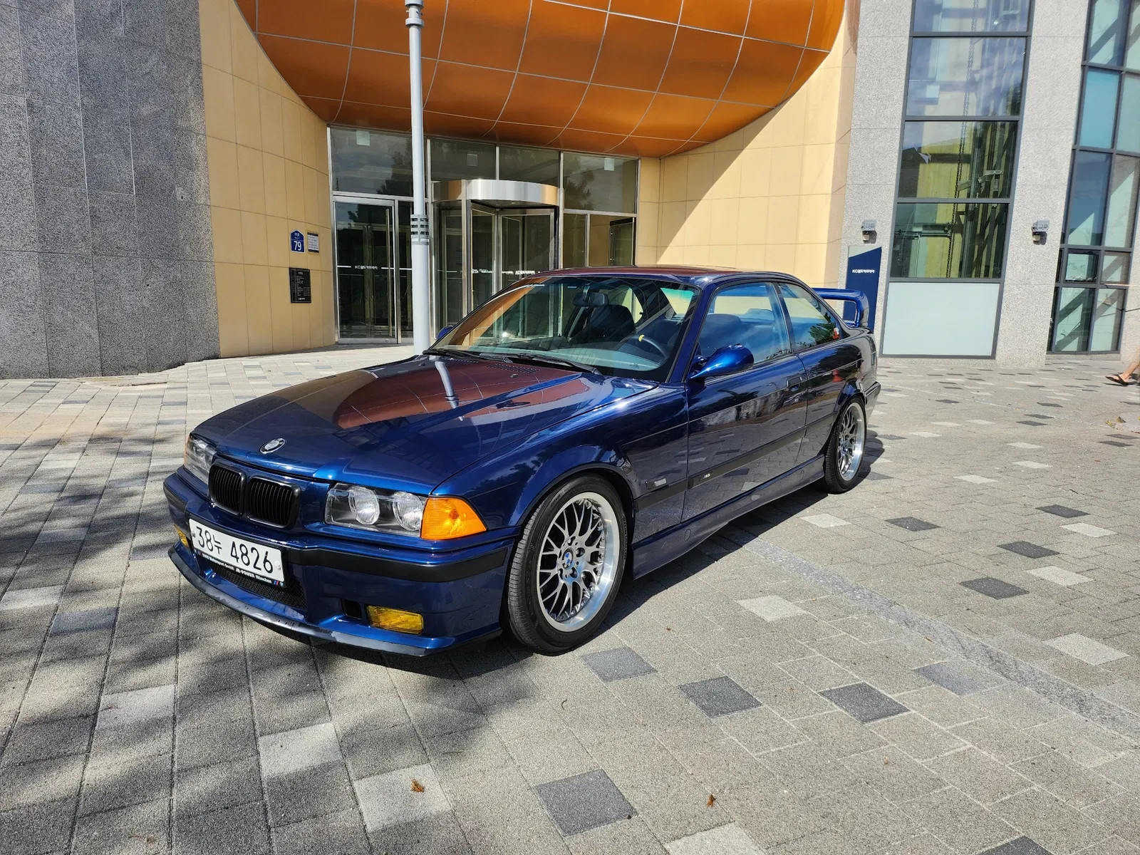 BMW M3 (E36) M3 Coupé 1995 — photo 1 sur 26