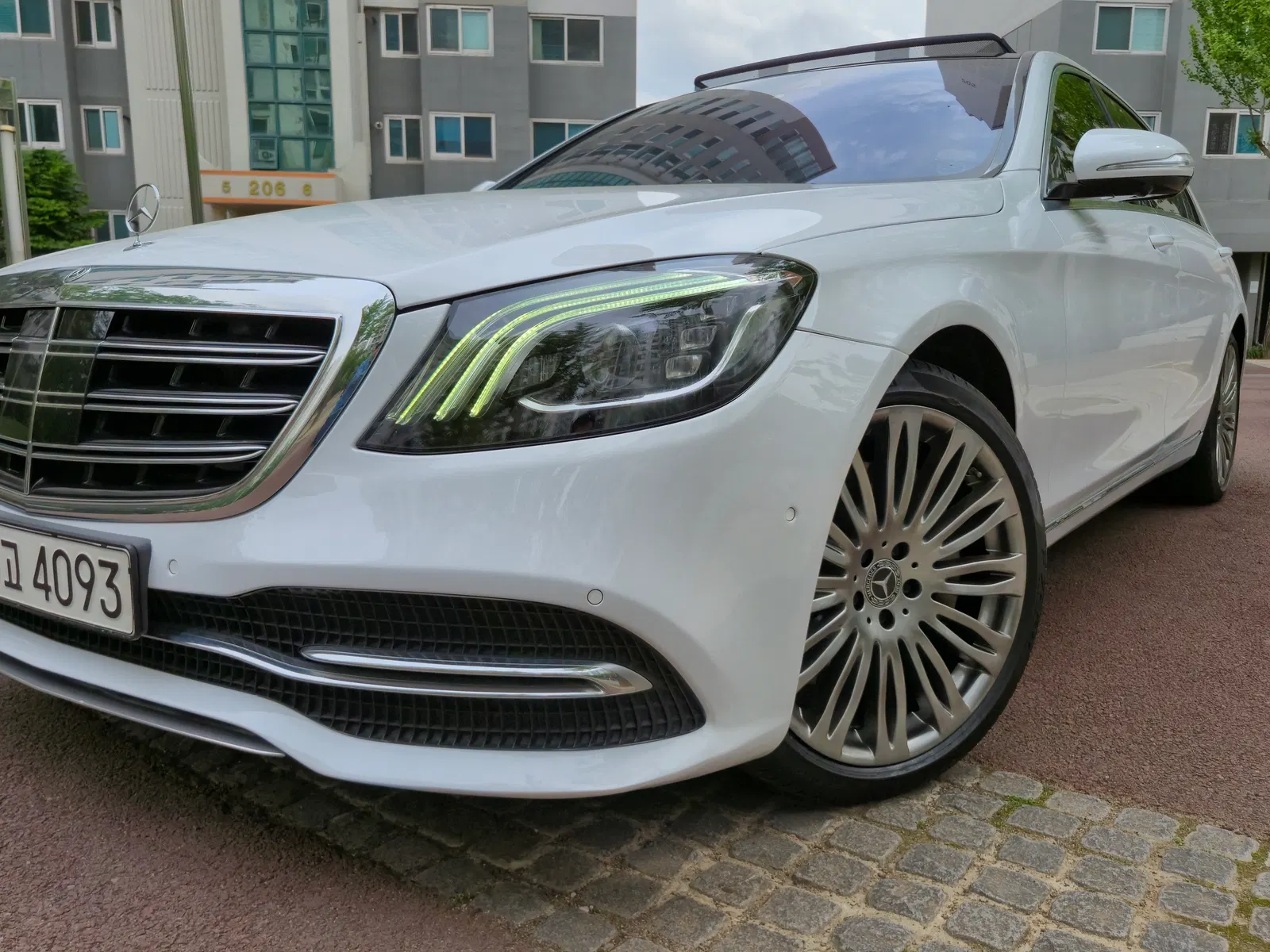 Mercedes-Benz Classe S S400L d 4MATIC (W222) 2018 — photo 1 sur 26