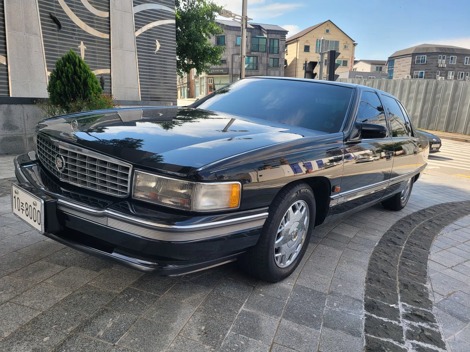 Cadillac Concours 4.6 1996 — photo 1 sur 26