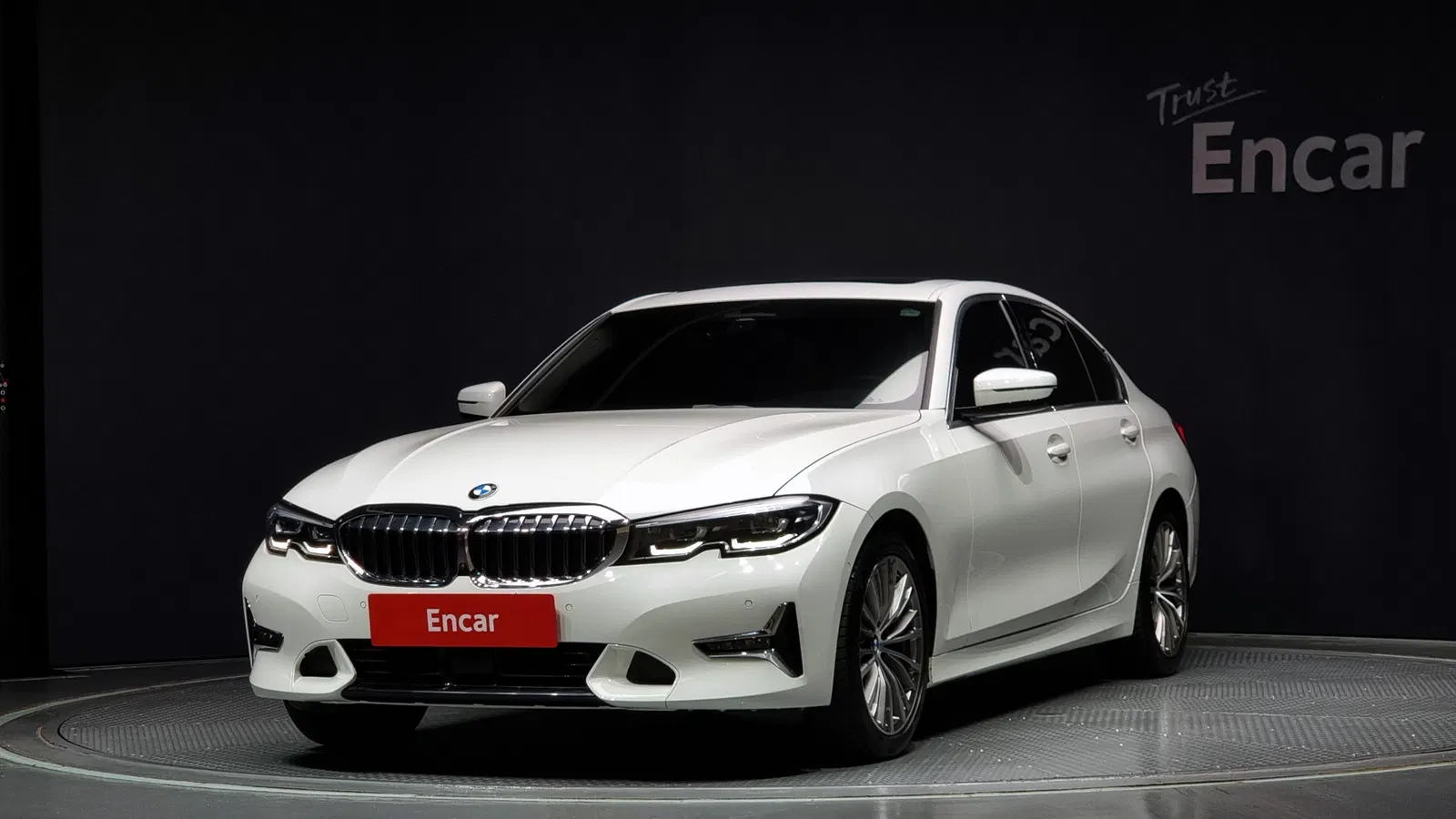 BMW Série 3 (G20) 320i Luxury 2021 — photo 1 sur 20