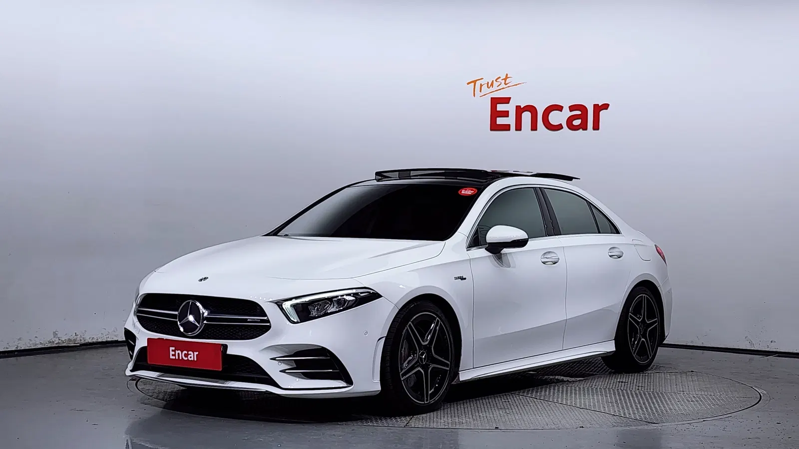 Mercedes-AMG Classe A A35 4MATIC Berline (W177) 2020 — photo 1 sur 26