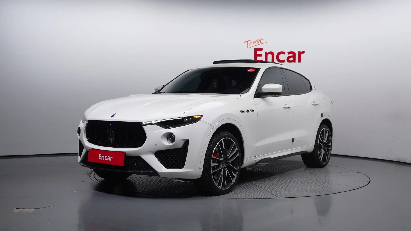 Maserati Levante 3.8 Trofeo 2021 — photo 1 sur 20