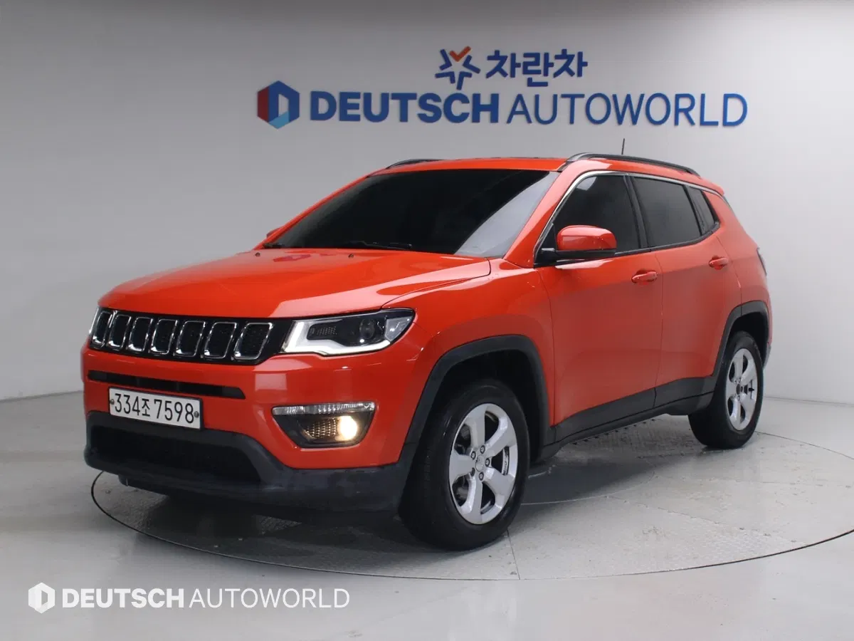Jeep Compass 2e génération 2.4 Longitude AWD 2019 — photo 1 sur 26