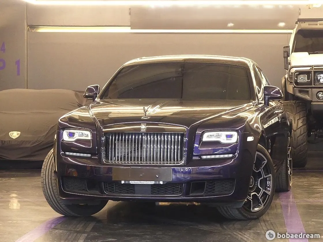 Rolls-Royce Ghost 6.6 V12 Black Badge 2018 — photo 1 sur 26