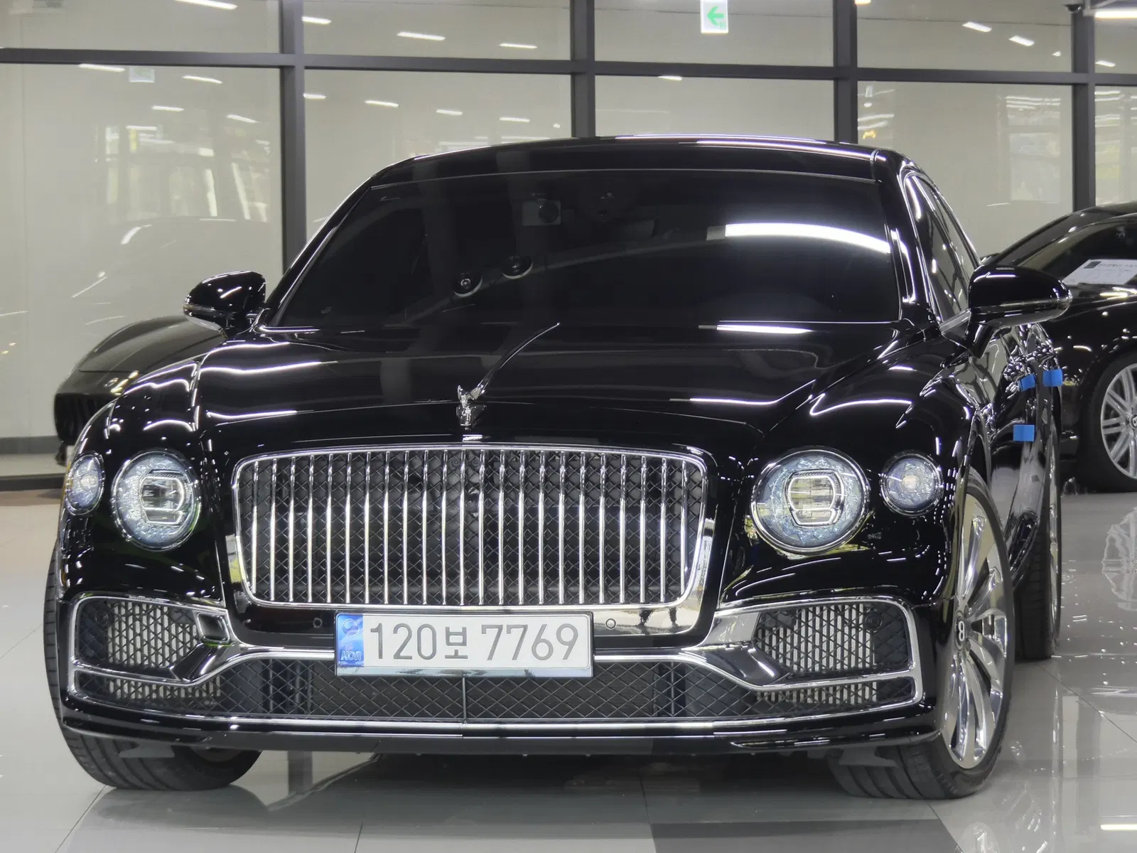 Bentley Flying Spur 3e génération 6.0 2020 — photo 1 sur 26