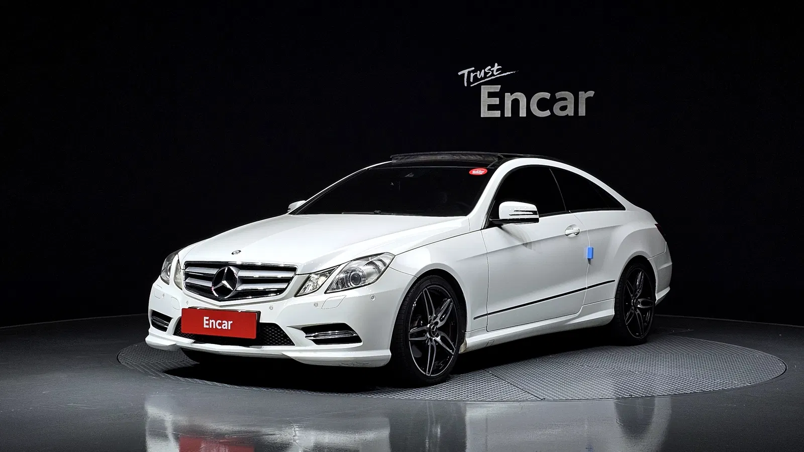 Mercedes-Benz Classe E E350 Coupé (W212) 2013 — photo 1 sur 26