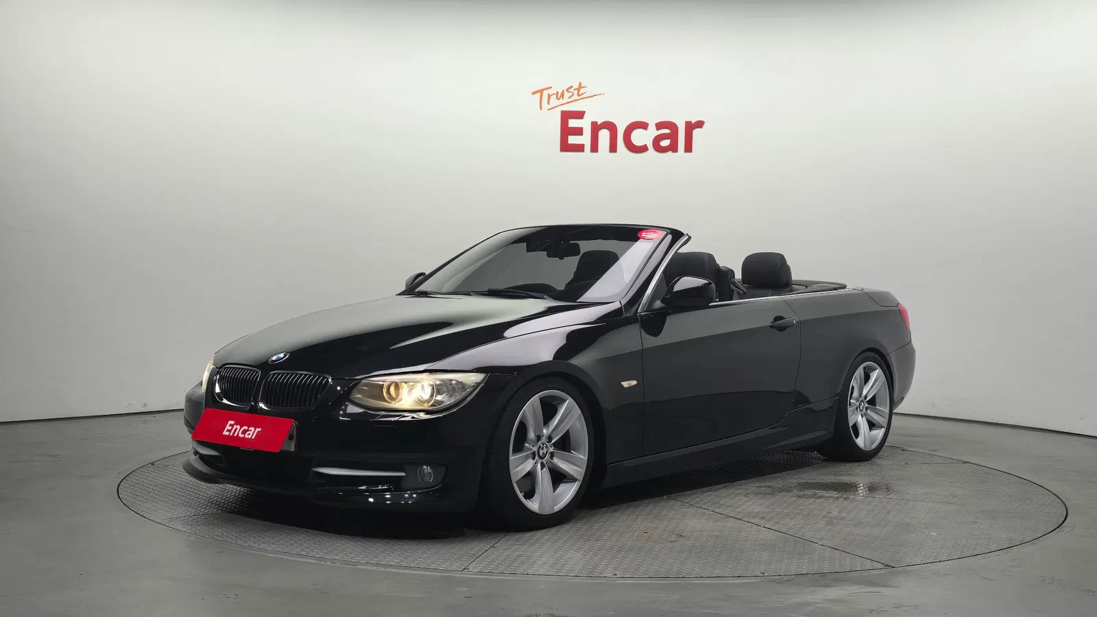 BMW Série 3 (E90) 335i Convertible 2010 — photo 1 sur 26