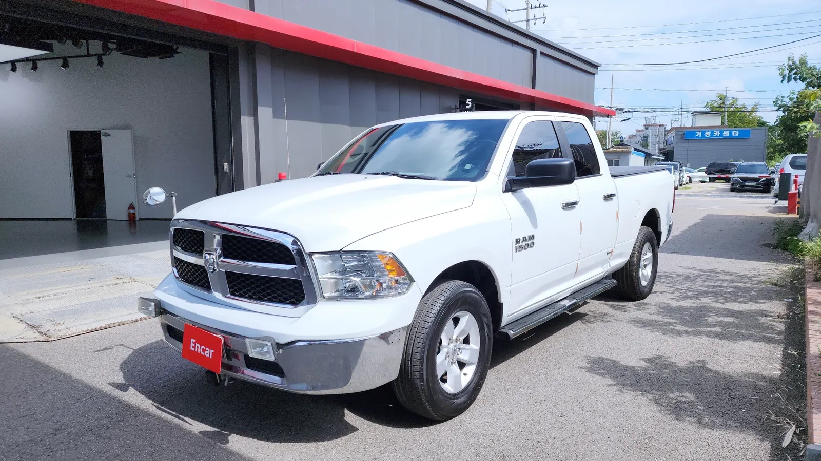 Dodge RAM Pickup 3.6 2015 — photo 1 sur 20