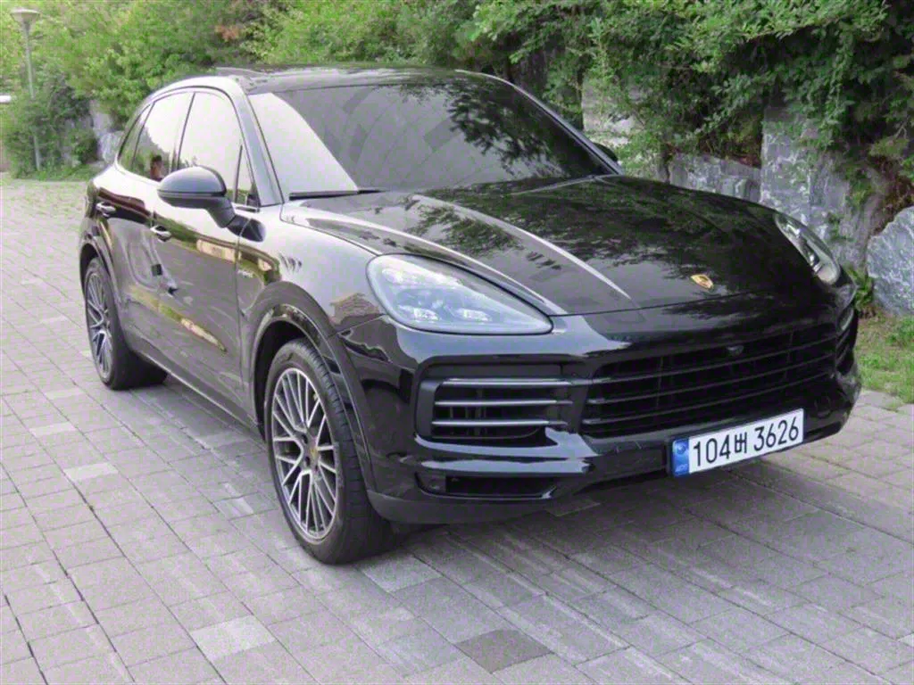 Porsche Cayenne (PO536) 3.0 E-Hybride 2021 — photo 1 sur 26