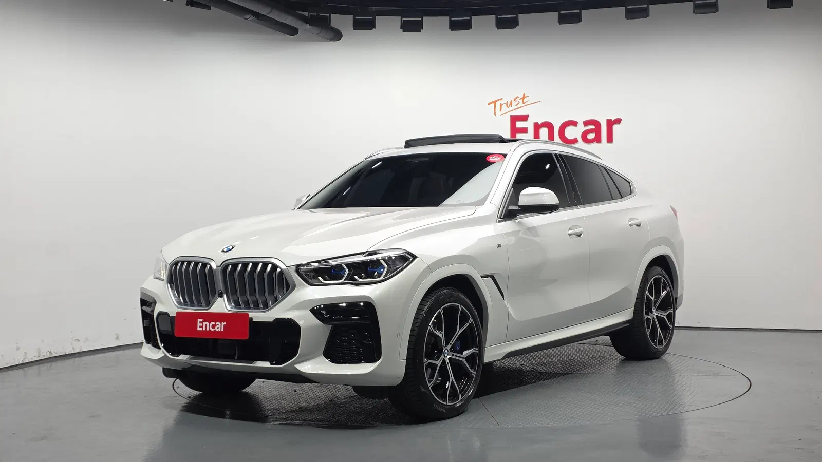 BMW X6 (G06) xDrive40i M Sport 2023 — photo 1 sur 20