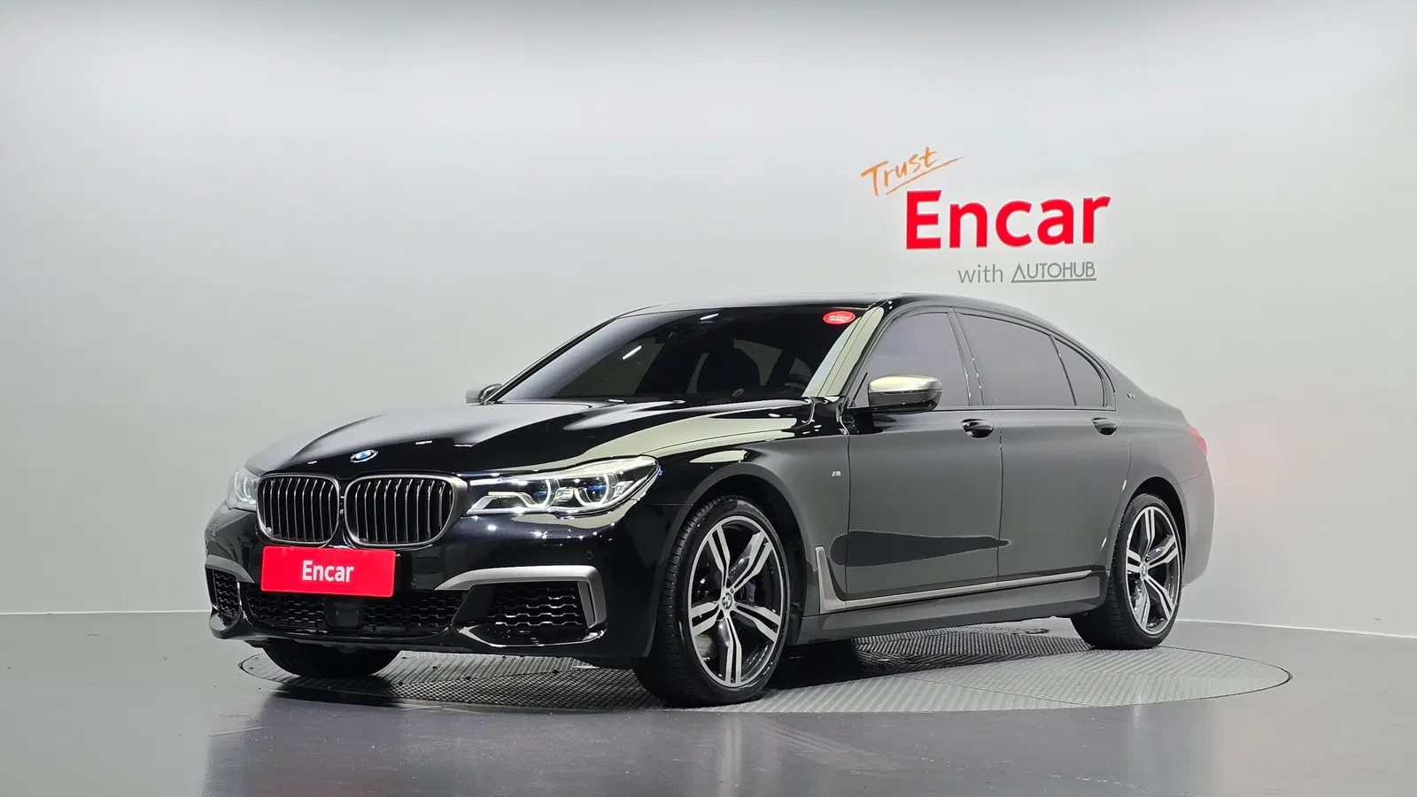 BMW Série 7 (G11) M760Li xDrive 2017 — photo 1 sur 20