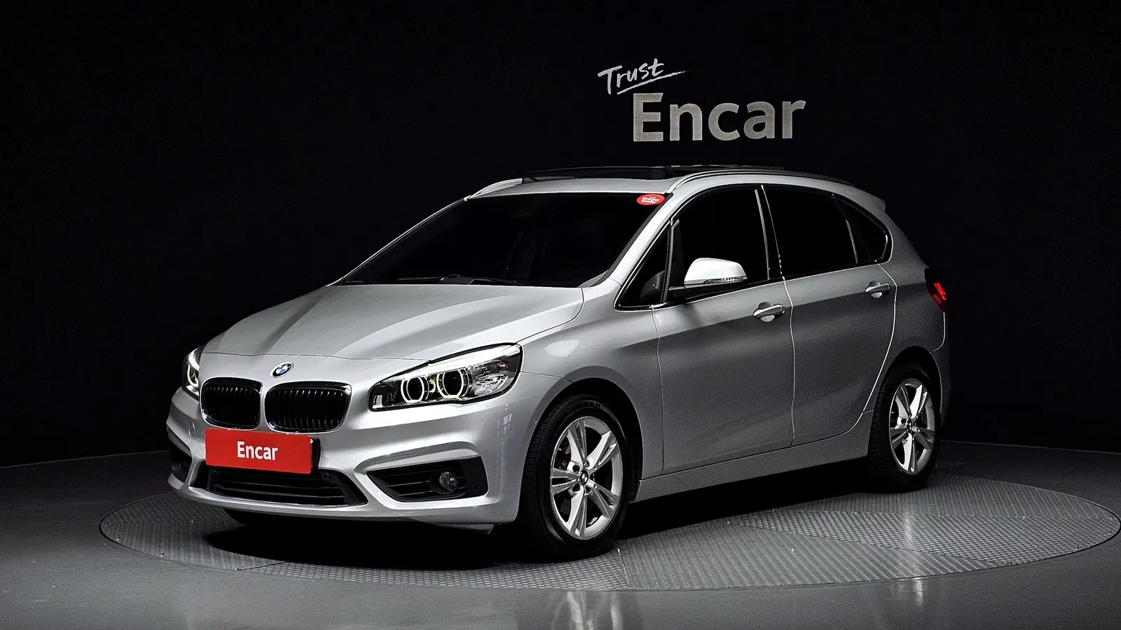 BMW Série 2 Active Tourer (F45) Joy 2016 — photo 1 sur 20