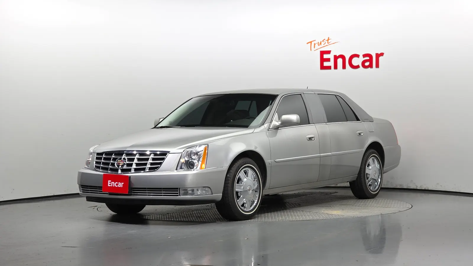 Cadillac DTS 4.6 Limousine 2008 — photo 1 sur 26