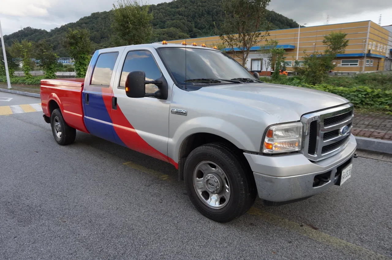 Ford F350 5.4 2007 — photo 1 sur 26