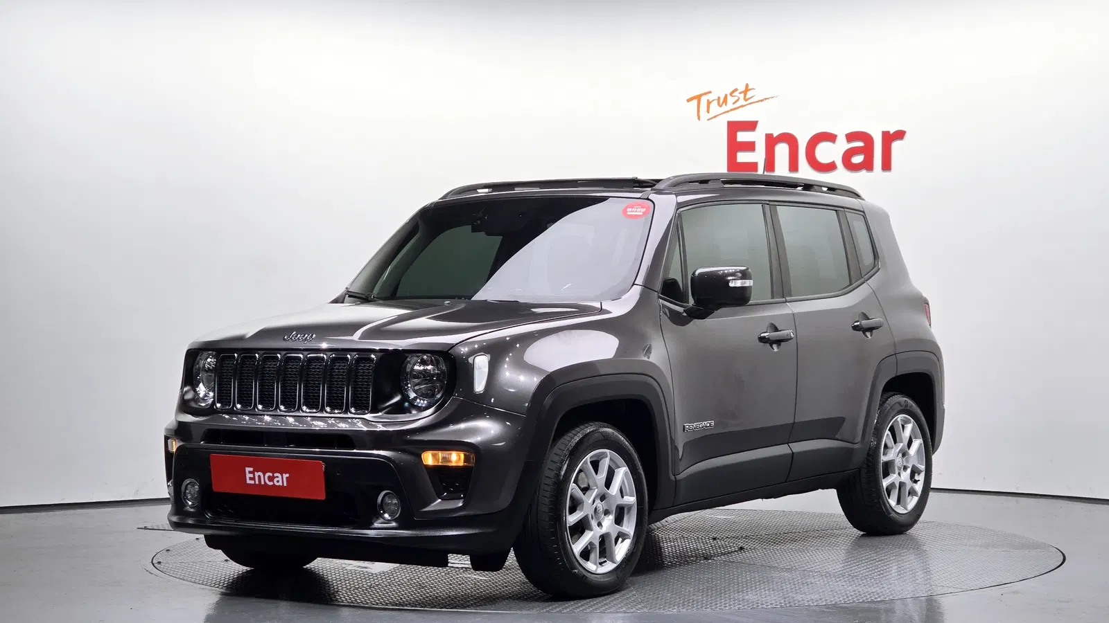 Jeep Renegade 2.4 Longitude 2021 — photo 1 sur 26