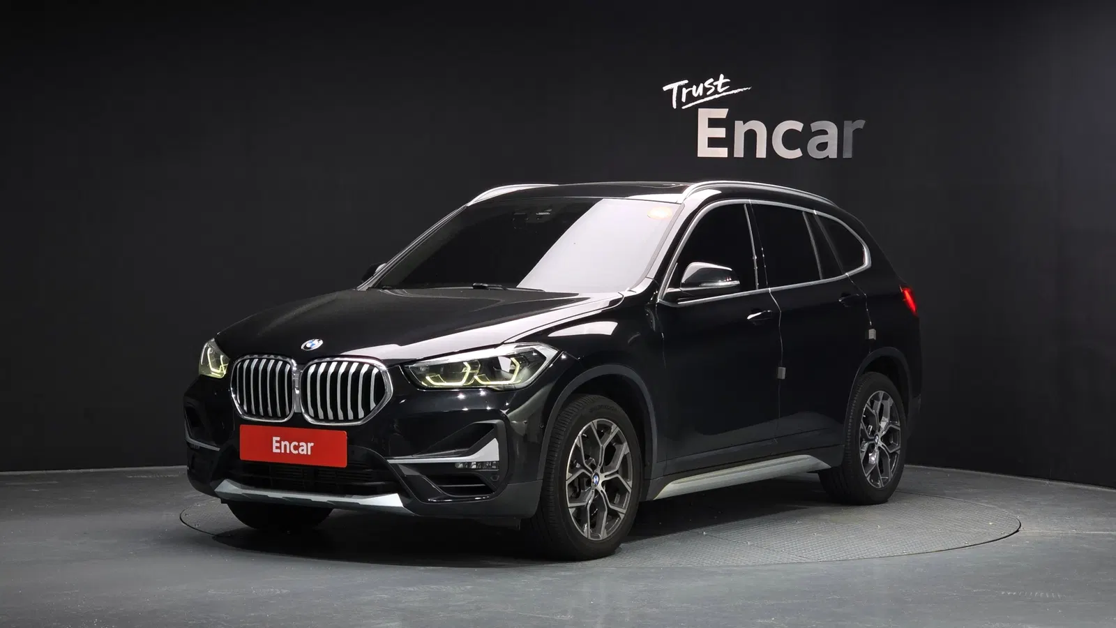 BMW X1 (F48) xDrive 20i xLine 2021 — photo 1 sur 20