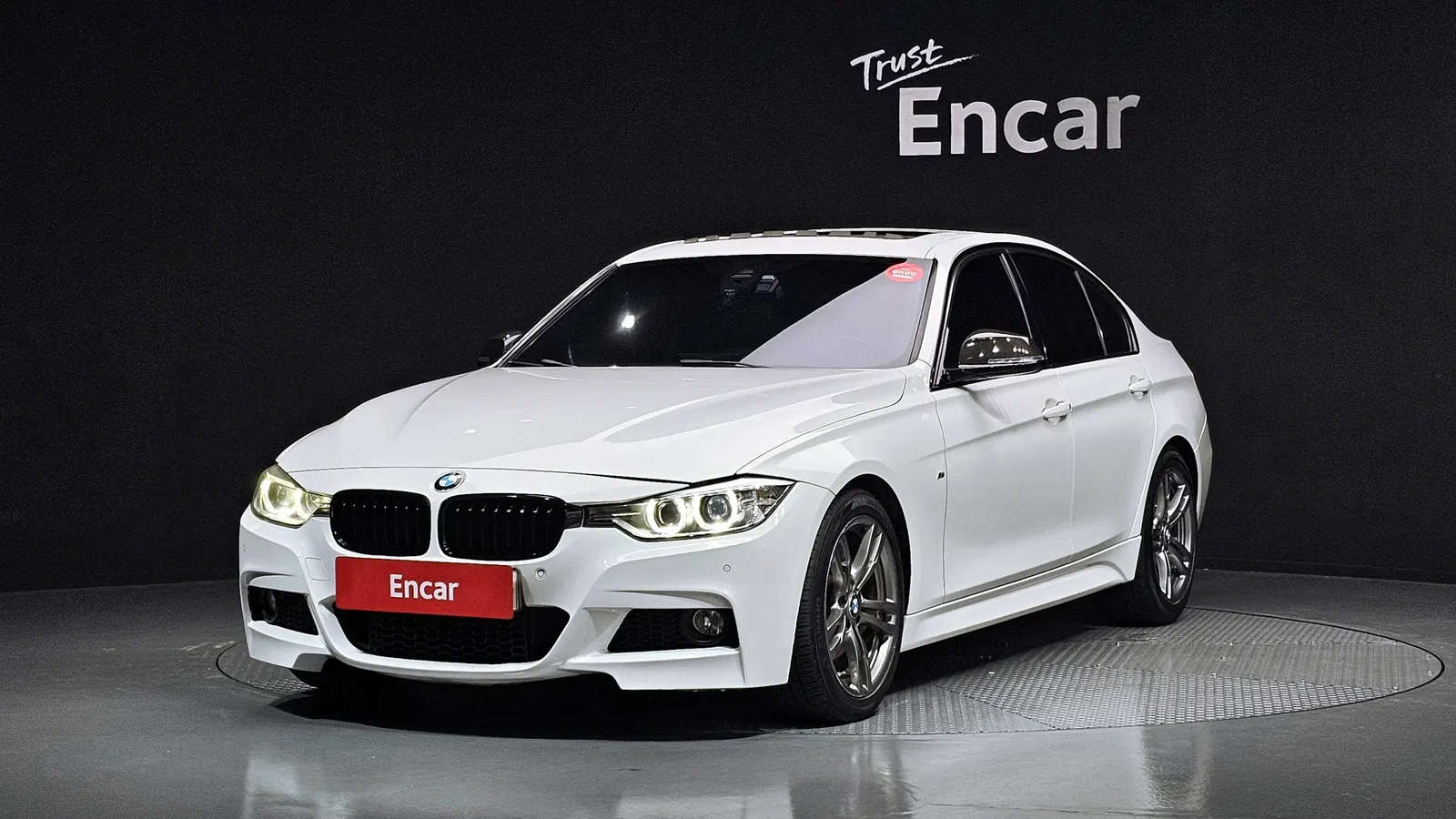 BMW Série 3 (F30) 320d M Performance Edition 2015 — photo 1 sur 8