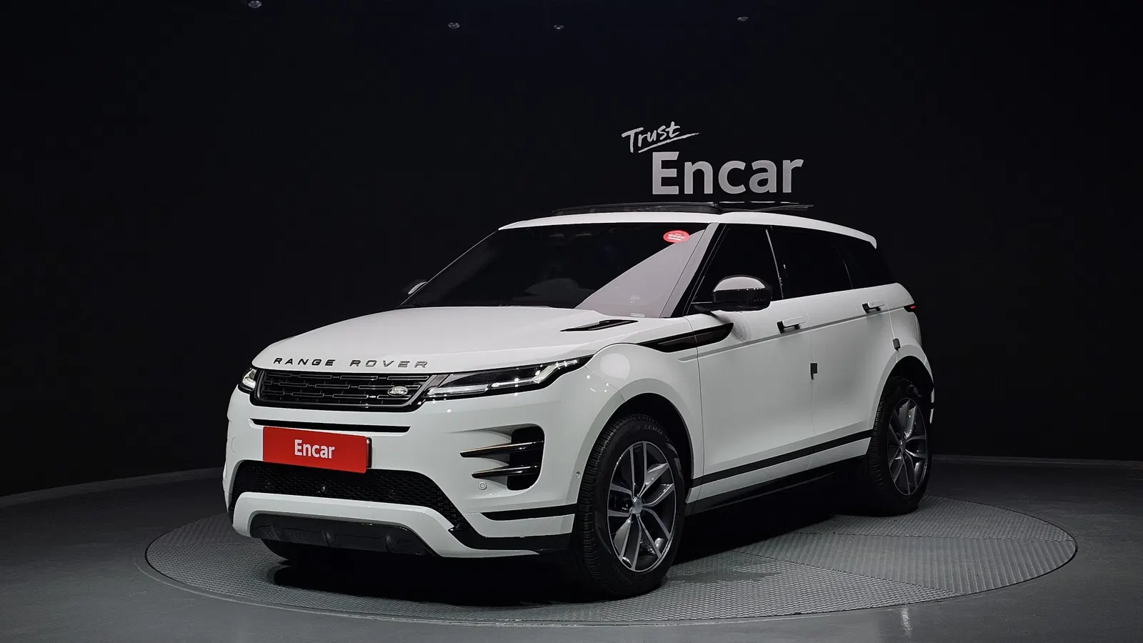 Land Rover Range Rover Evoque 2e génération P250 Dynamic SE 2024 — photo 1 sur 20