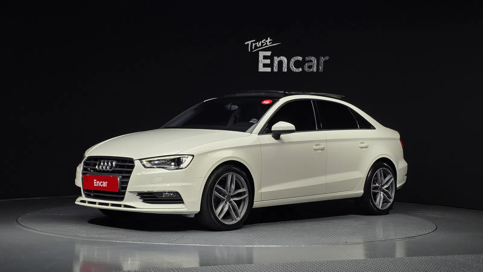 Audi A3 25 TDI Dynamic 2015 — photo 1 sur 20