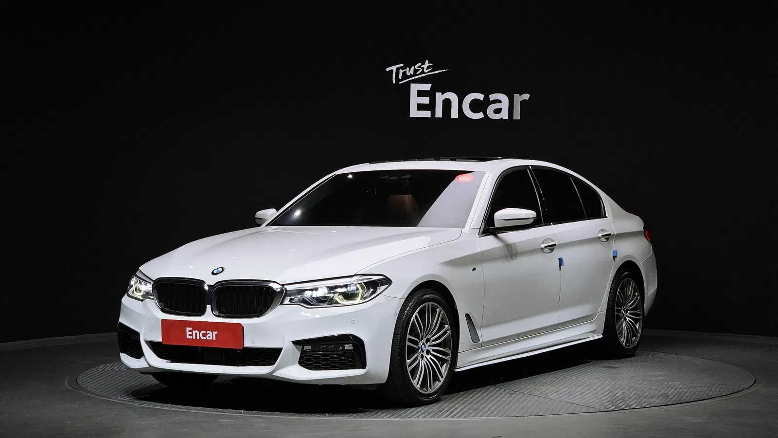 BMW Série 5 (G30) 520d Luxury Special Edition 2018 — photo 1 sur 20